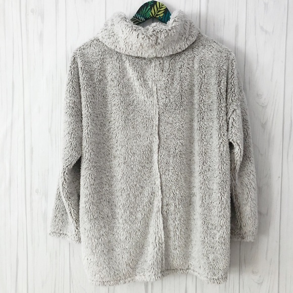 Dylan Cowl Neck Sherpa Fuzzy Pullover Gray Size Medium - Picture 5 of 7